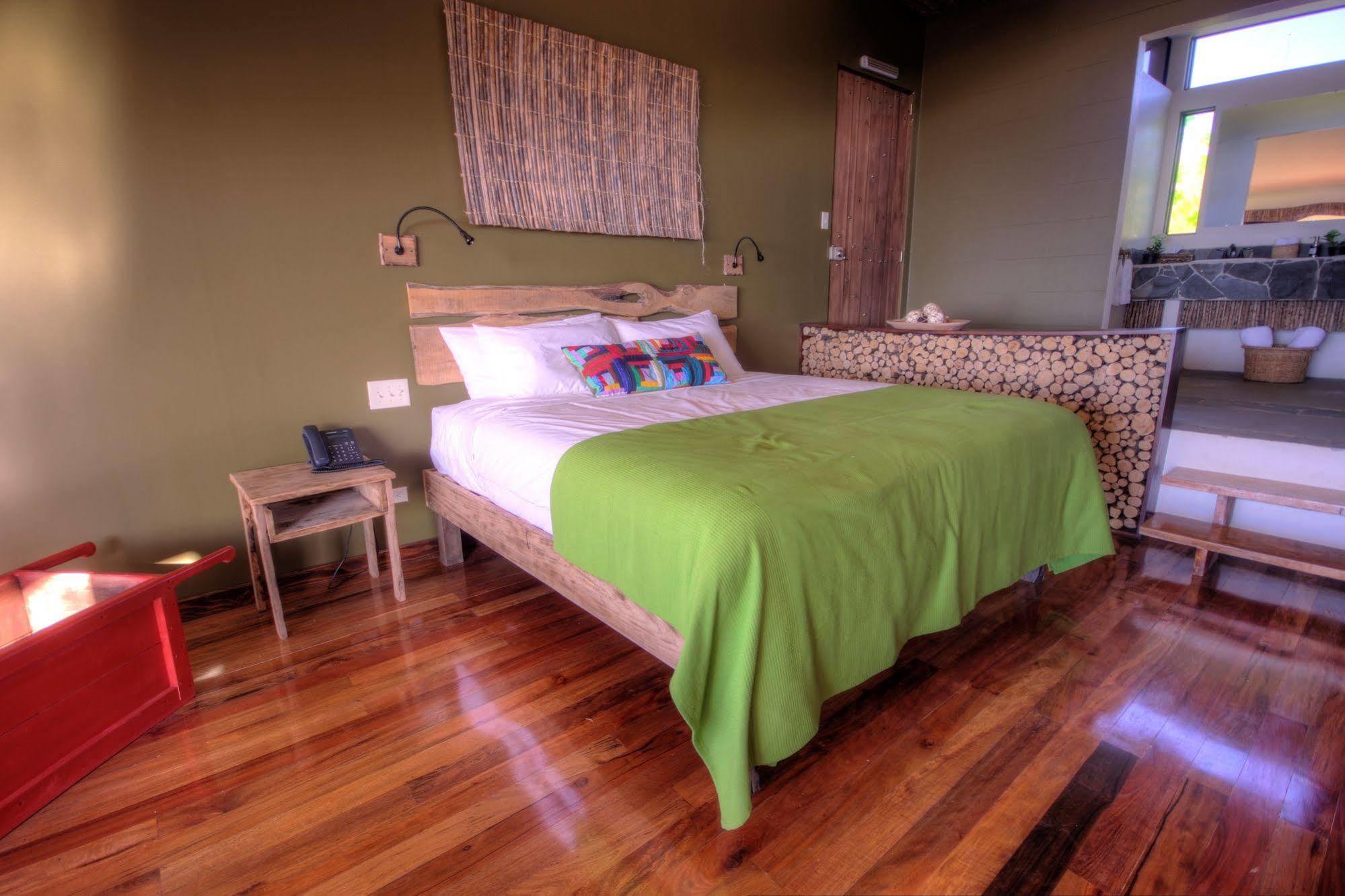 Chayote Lodge Naranjo  外观 照片